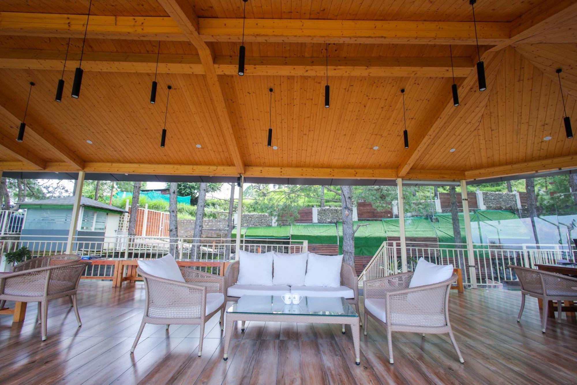 The Woods Retreat Ξενοδοχείο Lansdowne Εξωτερικό φωτογραφία